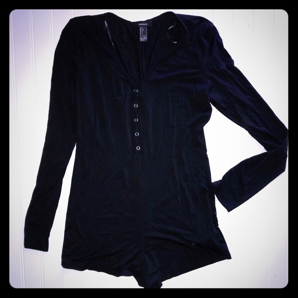 SOLD F21 Long sleeve bodysuit